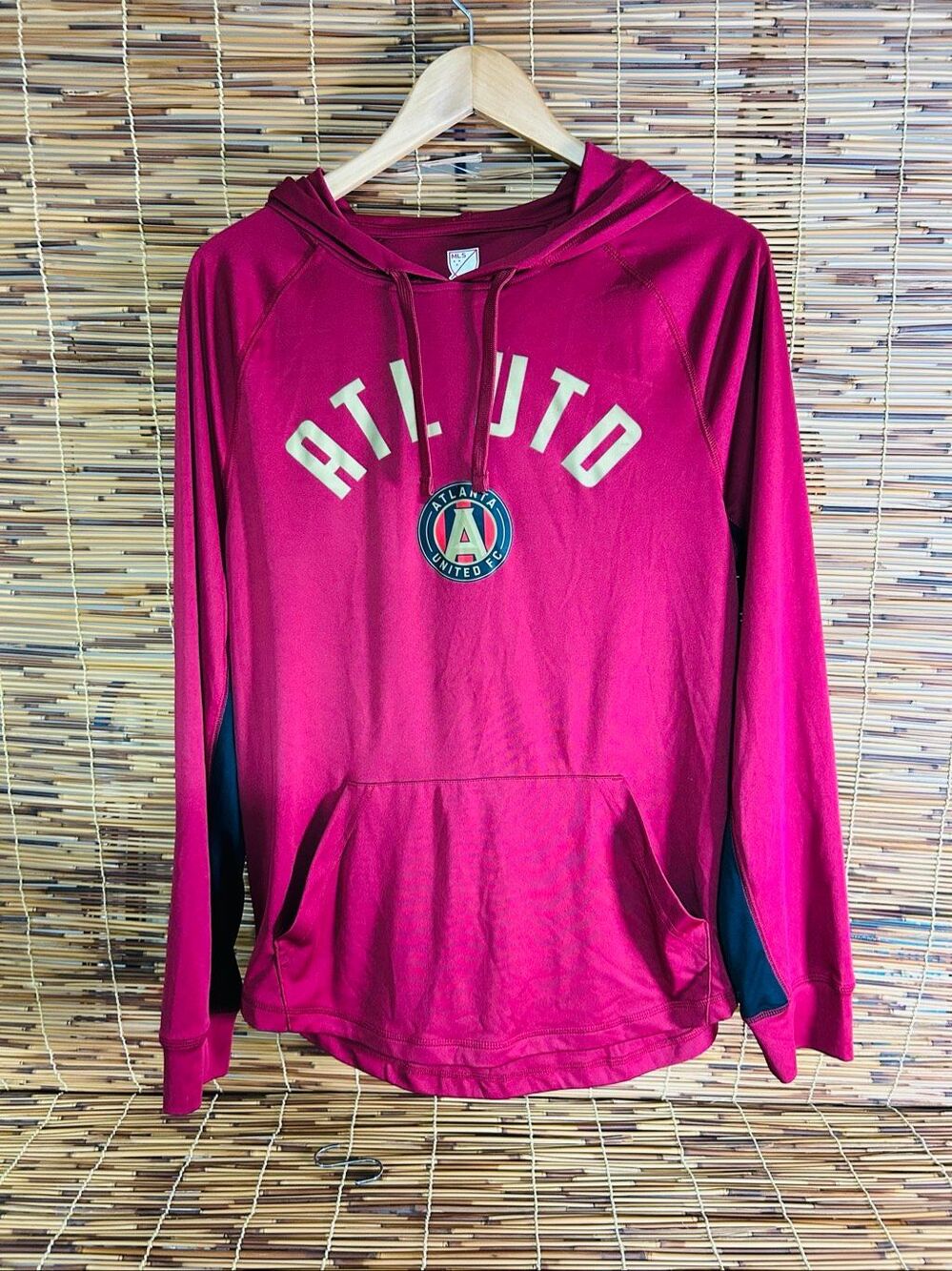 Atl UTD Atlanta United FC Size Medium Hoodie MLS Soccer Football